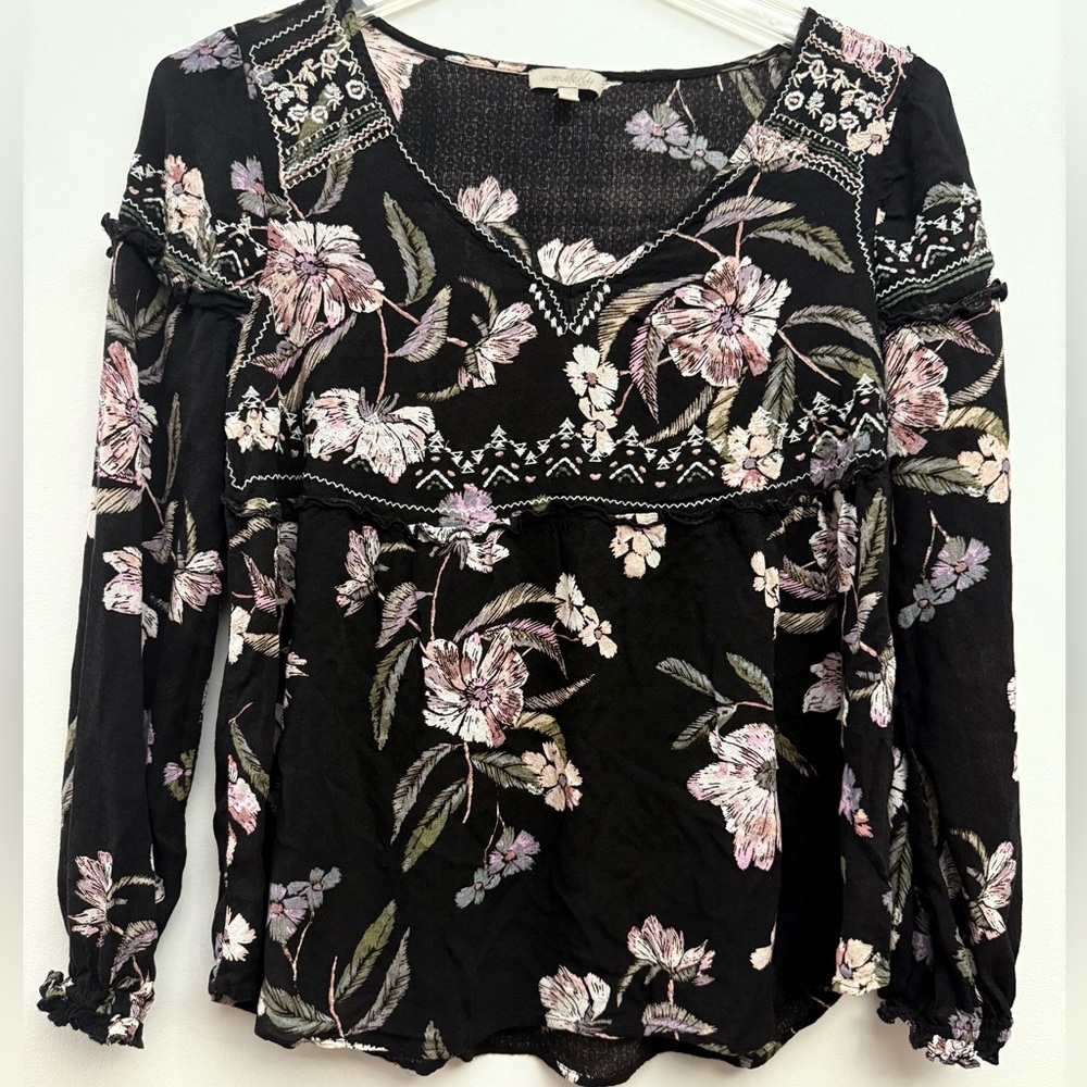 Wonderly Black Floral Ruffled Long Sleeve Blouse